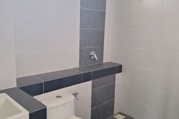 Cradleton @ Eco Majestic