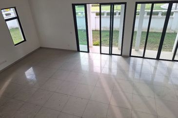 Cradleton @ Eco Majestic