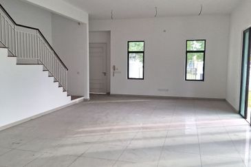 Cradleton @ Eco Majestic