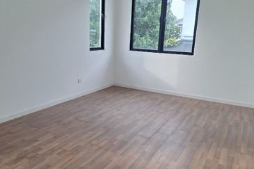 Cradleton @ Eco Majestic