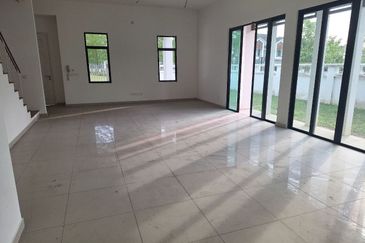 Cradleton @ Eco Majestic