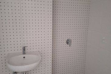 Cradleton @ Eco Majestic