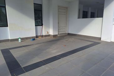 Cradleton @ Eco Majestic