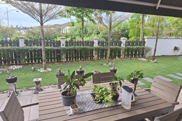 Tenderfields @ Eco Majestic