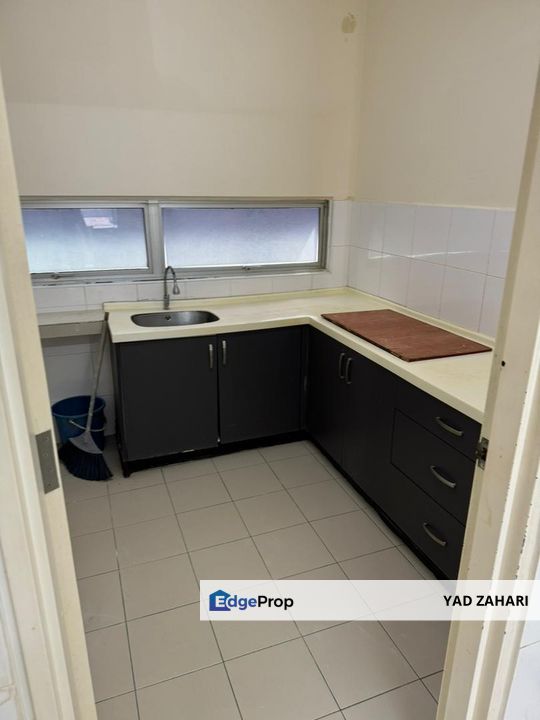 Gated & Guarded, Freehold with 5 Bedrooms @ Fairfield Residences, Kajang, Selangor, Kajang