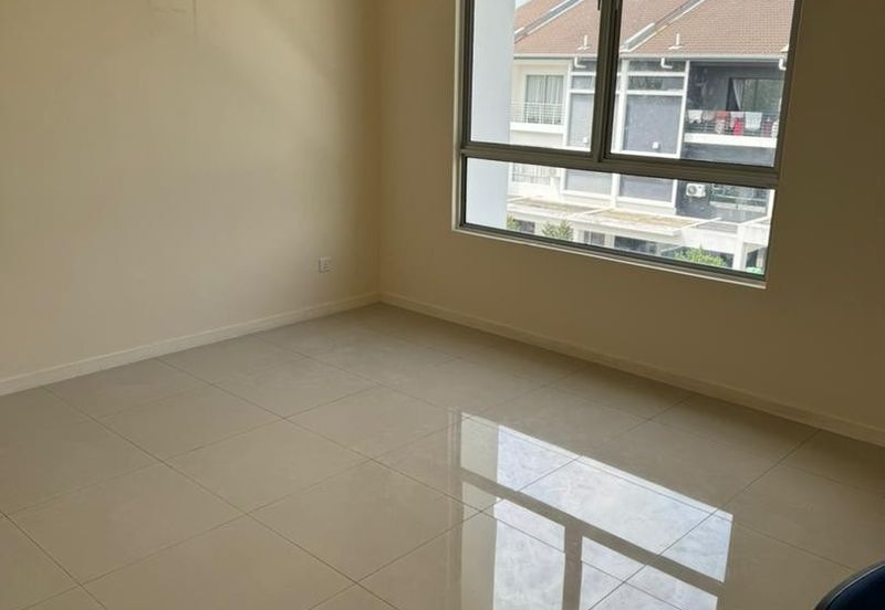 Fairfield Residences, Tropicana Heights