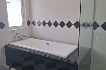 Mellowood @ Eco Majestic