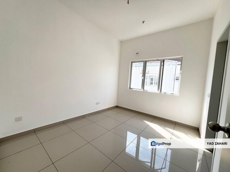 Gated and Guarded with 4 Bedrooms & Facing Open @ Livia, Bandar Rimbayu, Selangor, Telok Panglima Garang