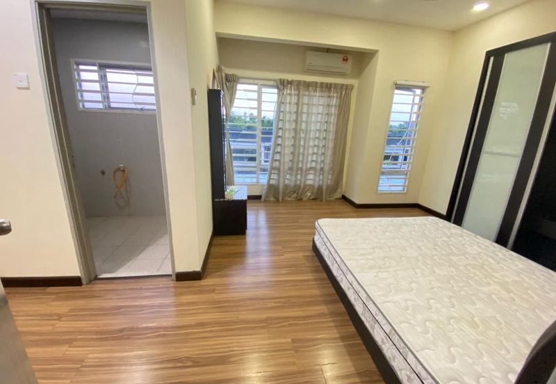 Seksyen 30, Shah Alam