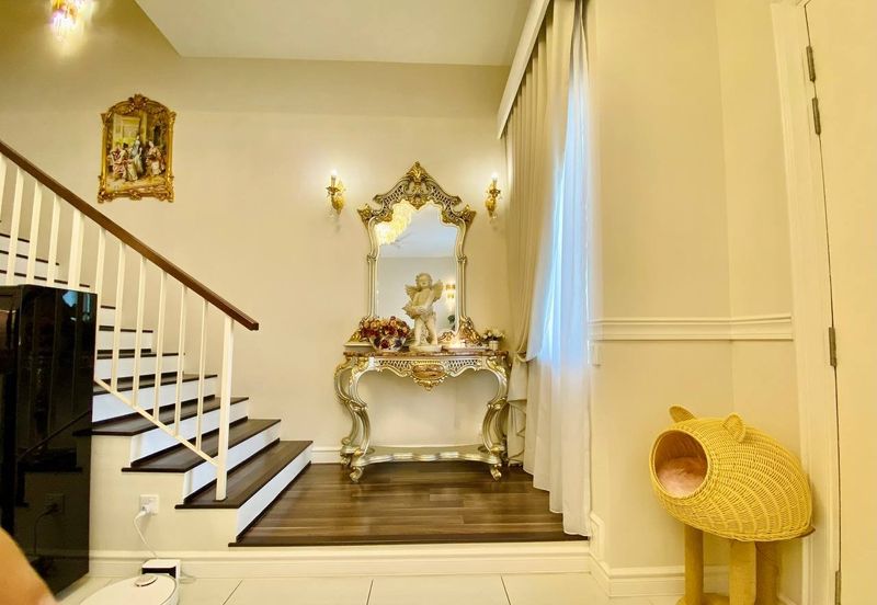 Ebonylane @ Eco Forest