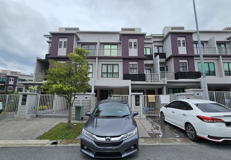 The Strata @ Bandar Puteri Bangi