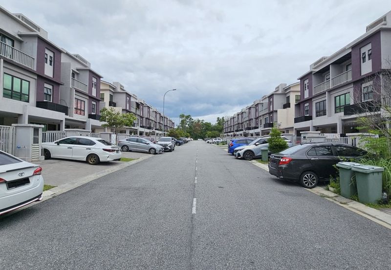 The Strata @ Bandar Puteri Bangi