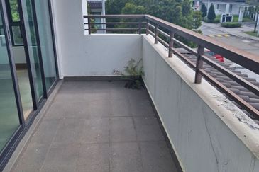 Tenderfields @ Eco Majestic