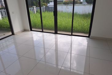 Tenderfields @ Eco Majestic