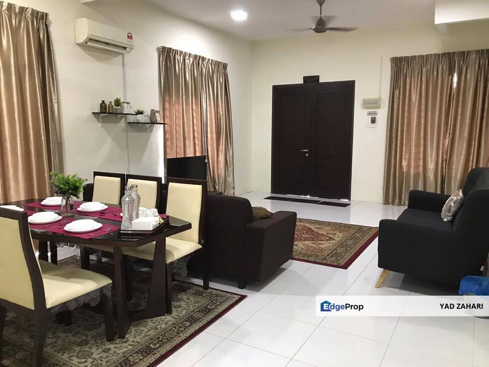 Endlot with Partially Furnished 2-Storey Terrace @ Kayangan Residences, Shah Alam, Selangor, Shah Alam