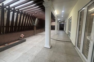 Jalan Serambi U8/21B 