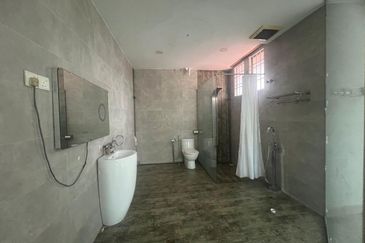 Jalan Serambi U8/21B 