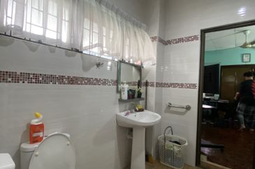 Seksyen 2, Shah Alam