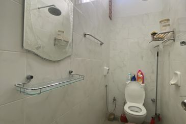 Seksyen 2, Shah Alam