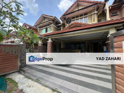 Renovated and Well Maintained 2-Storey Superlink @ Bukit Jelutong, Shah Alam, Selangor, Shah Alam