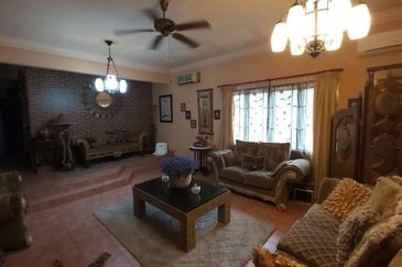 Kampung Sungai Penchala