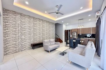 The Canal Garden North, Horizon Hills