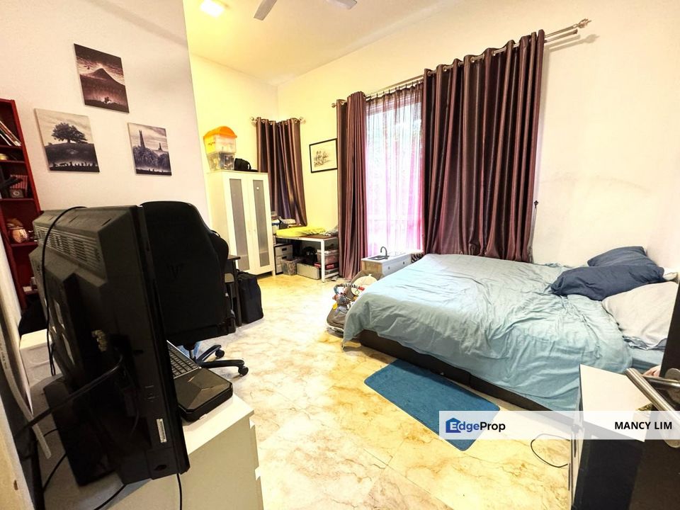 ☘️Double Storey Semi Detached with Fully Renovated☘️Inspiration Park, Johor, East Ledang