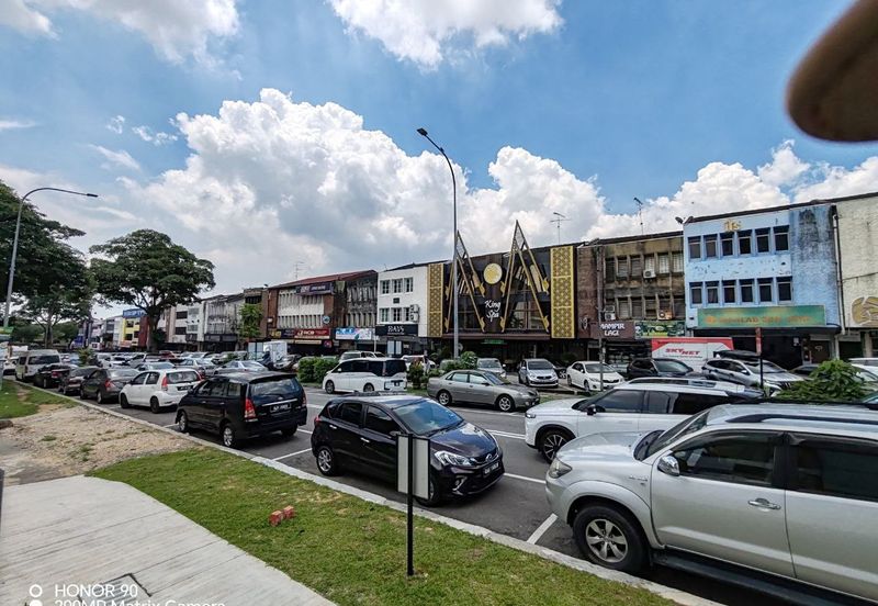 Pelangi Avenue Taman Pelangi