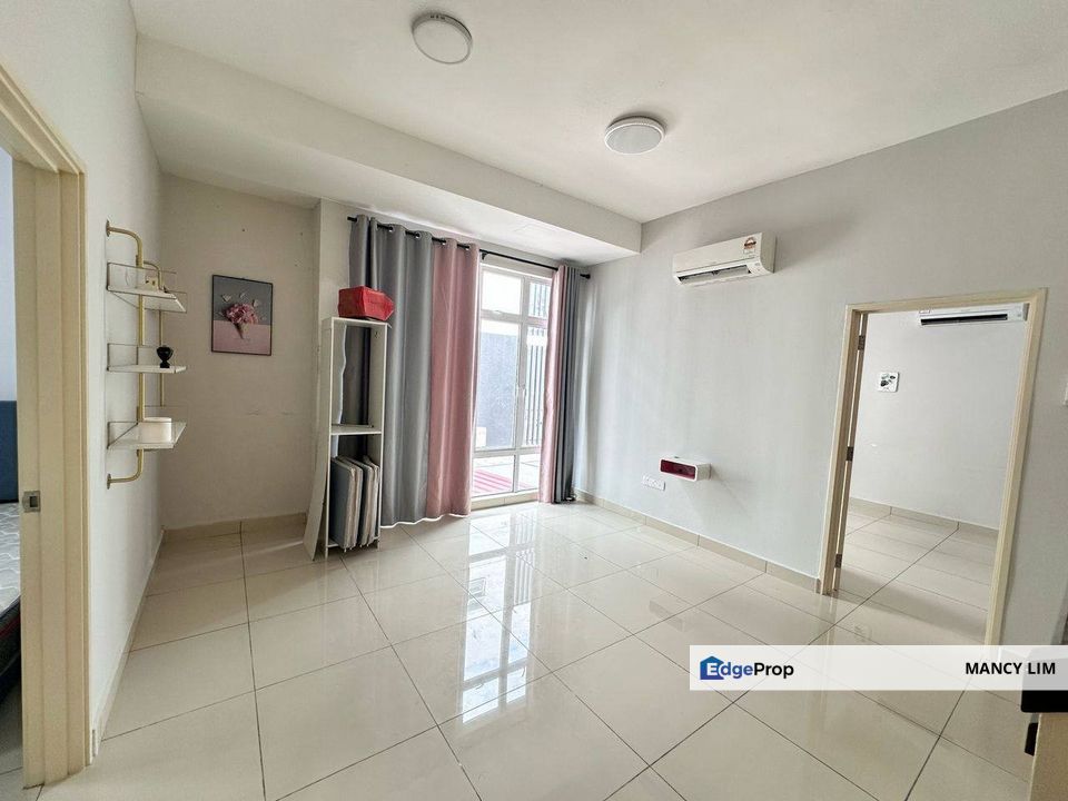 Winter Sonata Triple Storey Cluster House, Johor, 