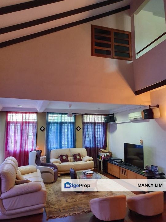 Taman Suria Bungalow Full Renovated, Johor, Johor Bahru