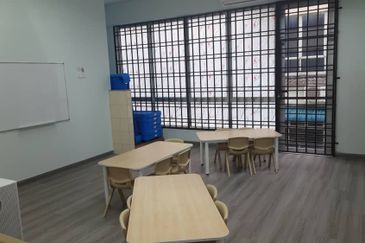 Taman Mount Austin Commercial