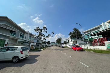 Kempas Utama Industrial Park