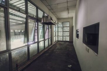 Kempas Utama Industrial Park