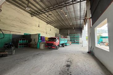 Kempas Utama Industrial Park