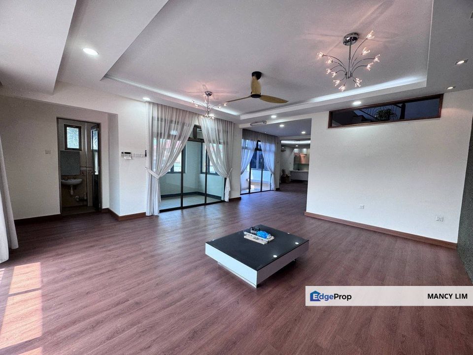 Taman Sutera Utama Three Storey , Johor, Skudai