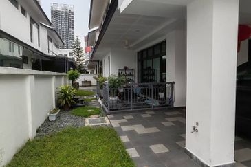 Featherstone @Eco Botanic