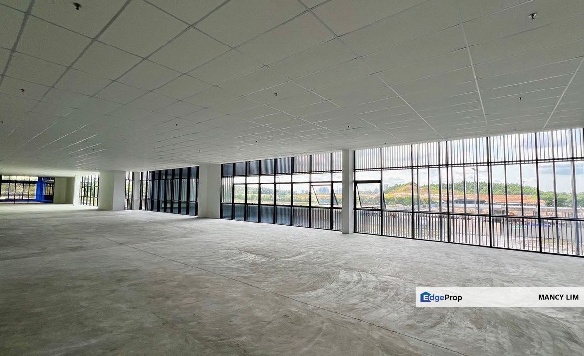 Tech Park Nusajaya Medium Industrial Factory with Dock Leveller For Rent, Johor, Nusajaya