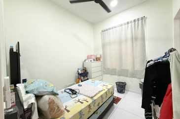 Bukit Indah Avenue 26 @ Villosa