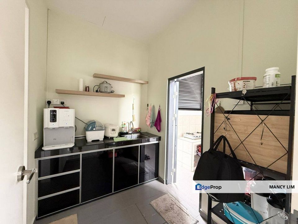 Taman Bukit Indah Avenue 26 Double Storey Endlot Terrace House , Johor, Johor Bahru