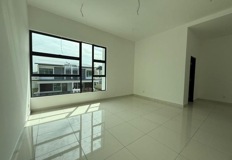 Honeydale Residence @ Taman Impian Emas