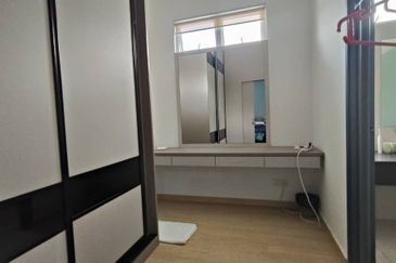 Garden Villa @ Bukit Indah 2