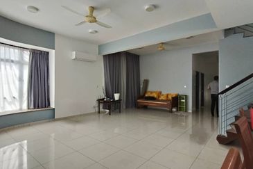 Garden Villa @ Bukit Indah 2