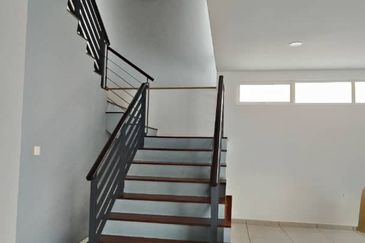 Garden Villa @ Bukit Indah 2