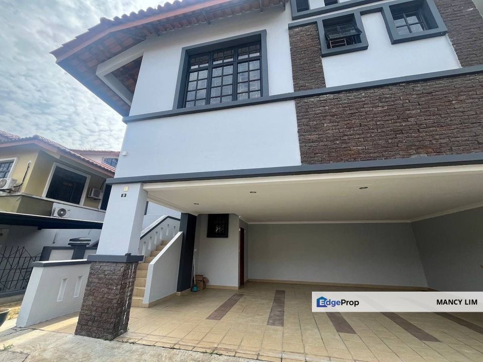 Taman Nusa Idaman One and Half Semi Detached at Nusa Idaman Three, Johor, 