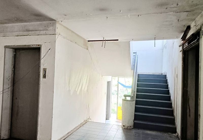 Jalan Trus, Bandar Johor Bahru