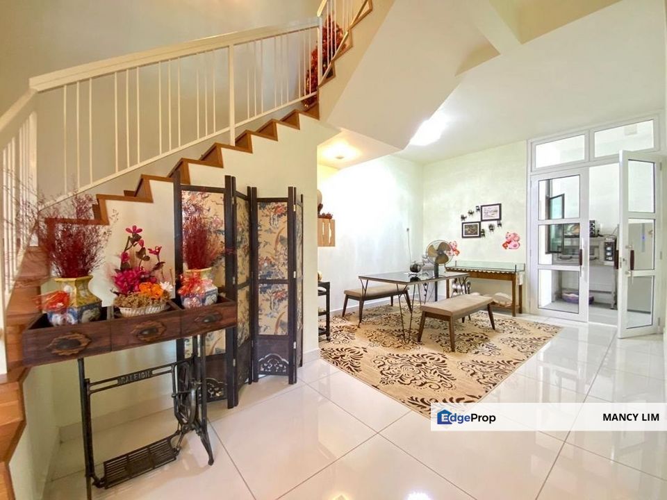 Skudai Indah @Indah Height Tree Storey Cluster Corner House Sell Below Market , Johor, Skudai