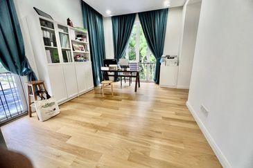 Emerald Bay @ Puteri harbour