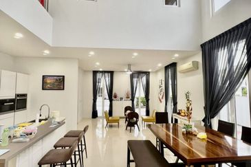 Emerald Bay @ Puteri harbour