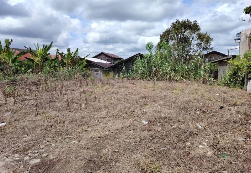 ☘️Labis Commercial Shoplot Land☘️