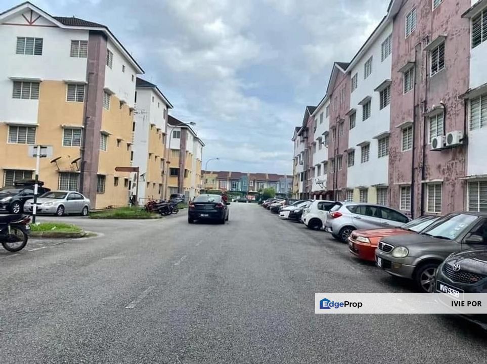Good Value Arista Apartment Parkland City 650sqft Apartment Klang for Sale RM190,000 By IVIE